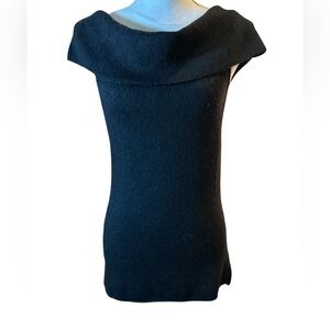 H&M Elegant Black Women's Sleeveless Sweater